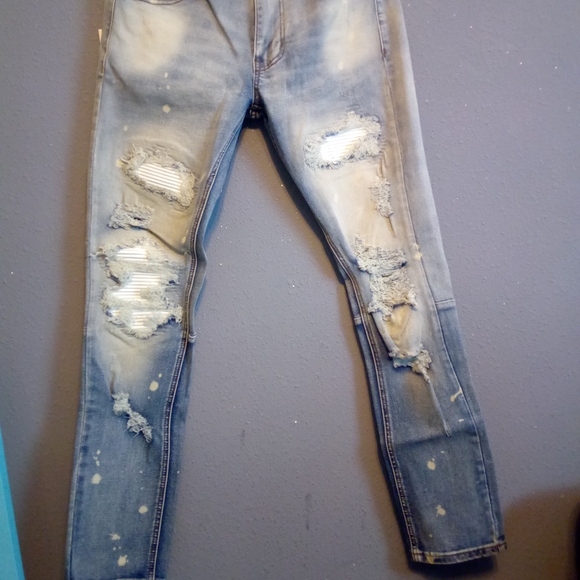 Distressed Blue Jeans for Men